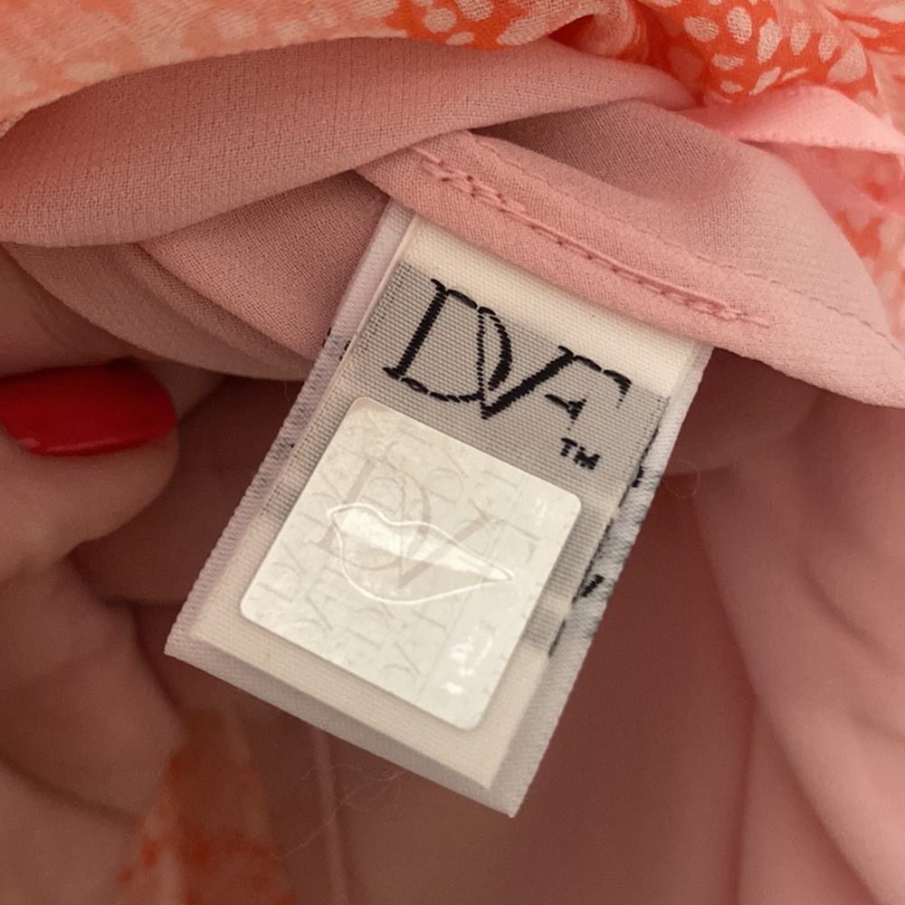 DVF Dress - Picture 5 of 10